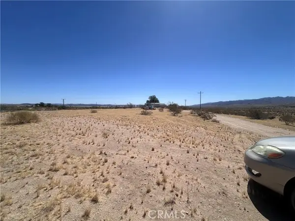62756 Petunia Dr, Joshua Tree, CA 92252