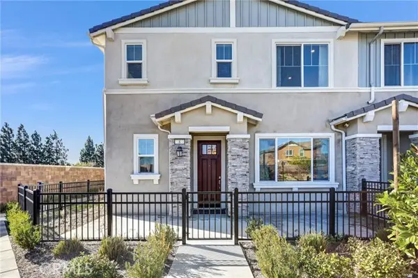 16681 Wyndham  #8, Fontana, CA 92336
