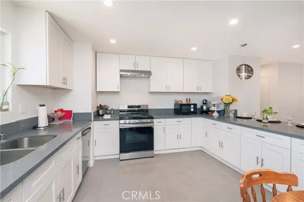 10707 Redwood, Hesperia, CA 92345