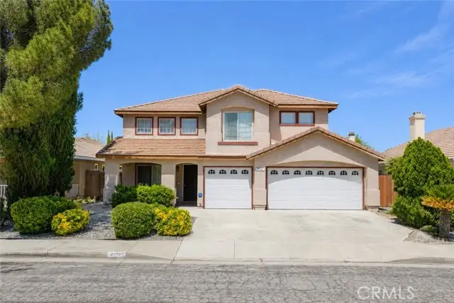 43123 Bloomingpark, Lancaster, CA 93536 - #1