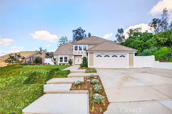 1070 Road Runner, Anaheim, CA 92807