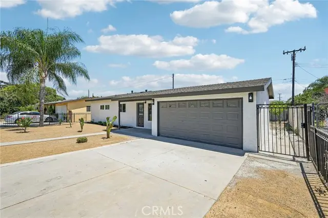 902 Olive Street, Pomona, CA 91766 - #3