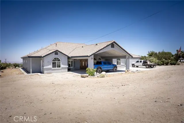 1220 Smoke Tree, Pinon Hills, CA 92372 - #1