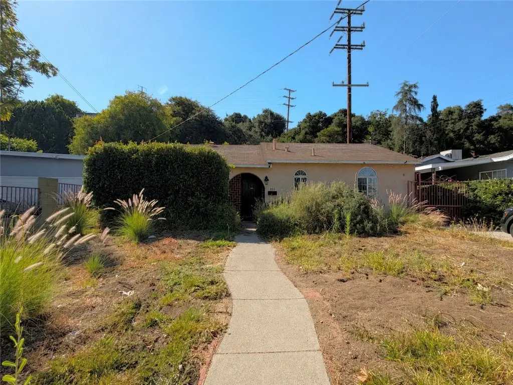 833 Avenue 67, Los Angeles, CA 90042 - #1