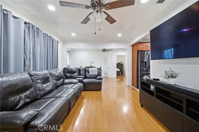 156 49th, Long Beach, CA 90805 - #1
