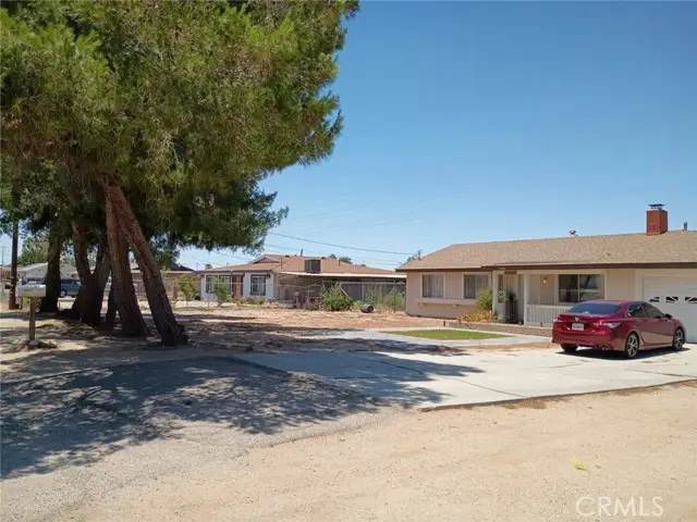 15472 Jasmine Street, Victorville, CA 92395 - #2