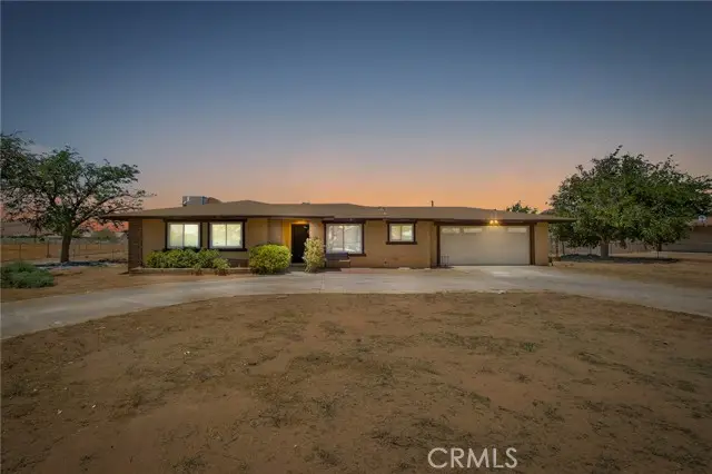 15420 Apache, Apple Valley, CA 92307 - #1