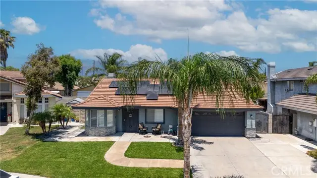 16120 Malaga Ave, Fontana, CA 92336 - #1