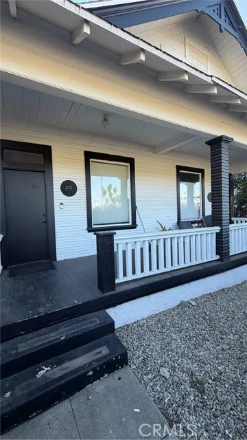 210 High, Redlands, CA 92374