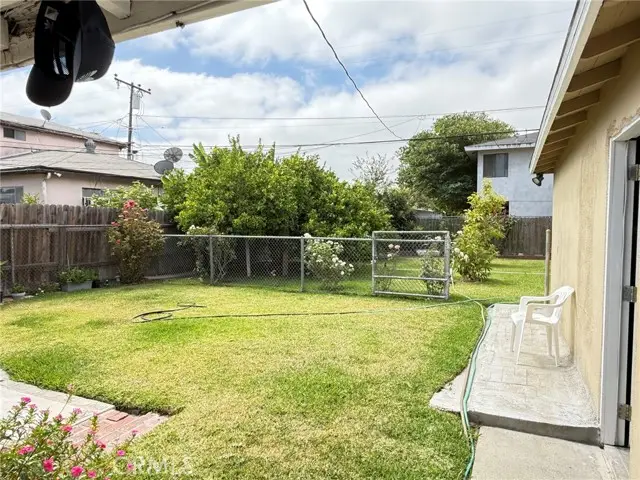 3070 70th, Long Beach, CA 90805 - #3