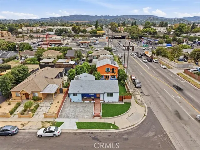 17660 Martha St, Encino, CA 91316 - #1