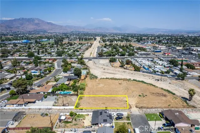 25604 Walker, Highland, CA 92346 - #3