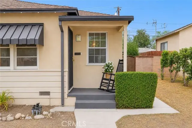 837 10th Avenue, Upland, CA 91786 - #3