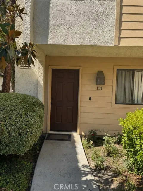5720 Owensmouth Avenue  #131, Woodland Hills, CA 91367