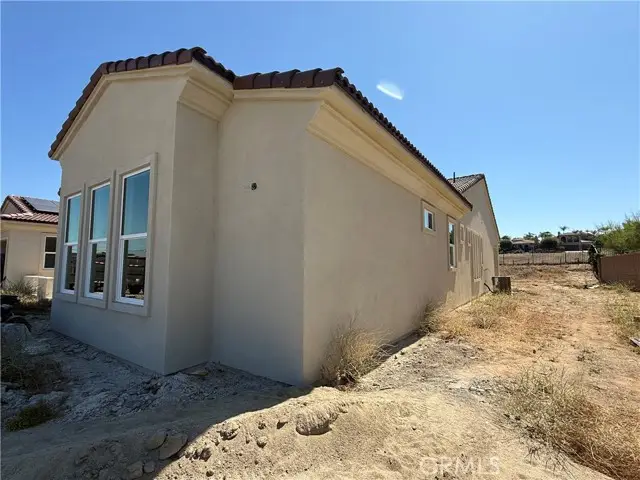 7928 Featherstone CT, Riverside, CA 92506 - #3