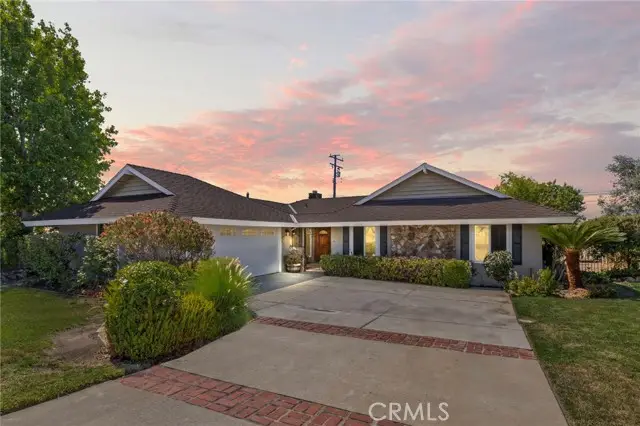 956 14th Street, Upland, CA 91786 - #1