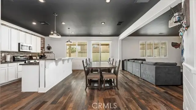 4042 Quartzite, San Bernardino, CA 92407 - #3