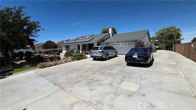 14262 La Mesa Rd, Victorville, CA 92392 - #2