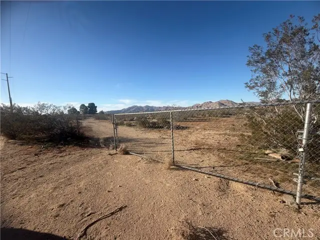 31020 Pawnee Street, Lucerne Valley, CA 92356 - #1