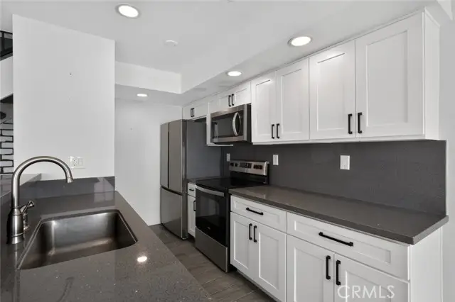 3546 20th Street, Highland, CA 92346 - #2