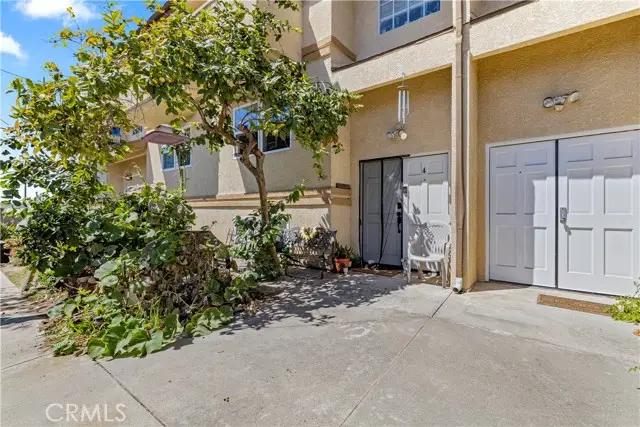 1040 252nd Street  #4, Harbor City, CA 90710 - #3