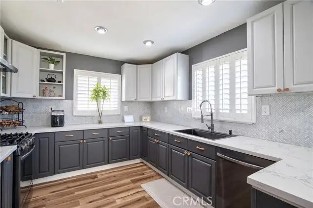 910 Granada Court, Ontario, CA 91762 - #3