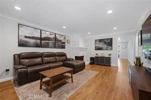 3131 Laurel Avenue  #9, Fullerton, CA 92835