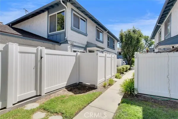 878 13th, Azusa, CA 91702