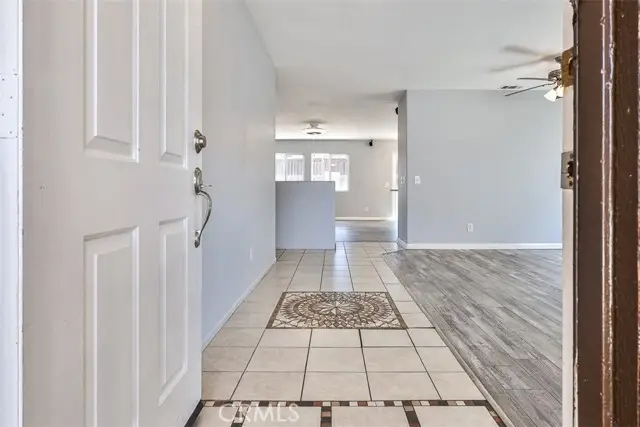 1452 Hummingbird, Hemet, CA 92545 - #3