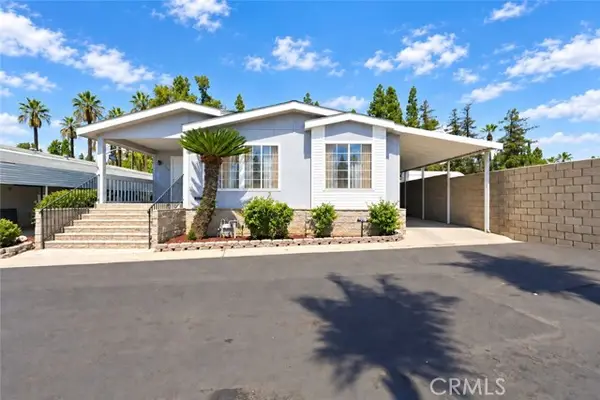 840 Foothill  #205, Azusa, CA 91702