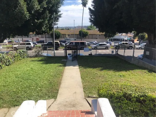 5301 Huntington Drive, Los Angeles, CA 90032 - #2