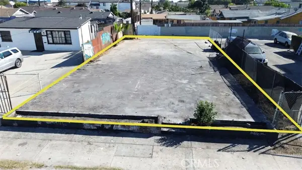 9118 Broadway, Los Angeles, CA 90003