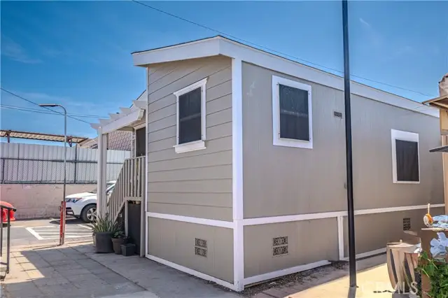 12265 Woodruff Avenue  #64, Downey, CA 90241 - Image #3