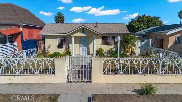 8810 MENLO Avenue, Los Angeles, CA 90044 - #1