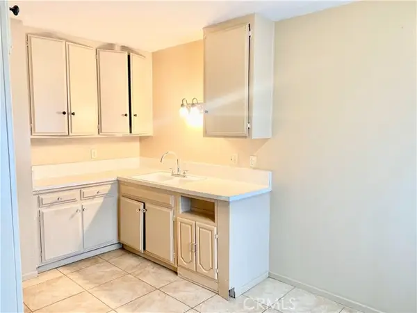 8616 Loop Boulevard, California City, CA 93505