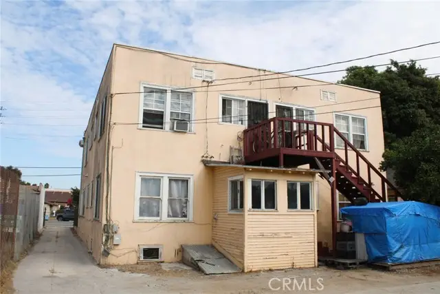 4305 San Pedro, Los Angeles, CA 90011 - #2