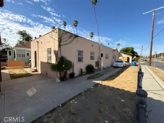 428 69th Street, Los Angeles, CA 90003 - #3