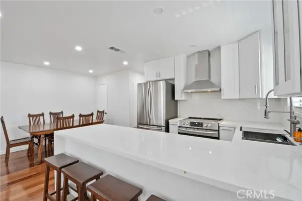 1190 Calle Del Sol  #4, Azusa, CA 91702