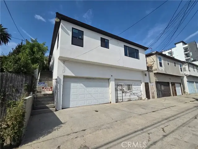 230 Hoover, Los Angeles, CA 90004 - #1