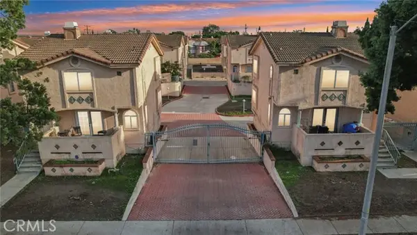 15928 Hunsaker  #7, Paramount, CA 90723