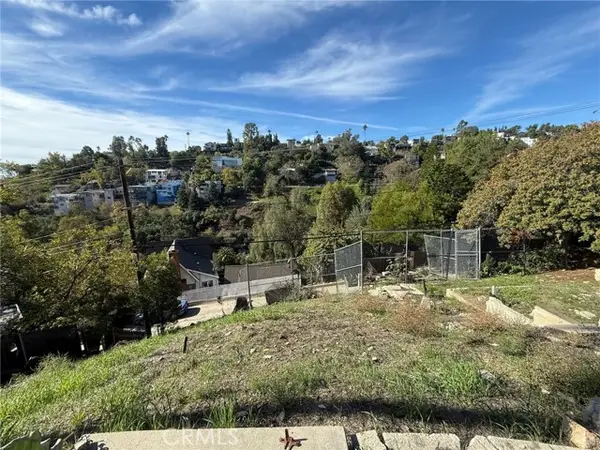 364 Crane, Los Angeles, CA 90065