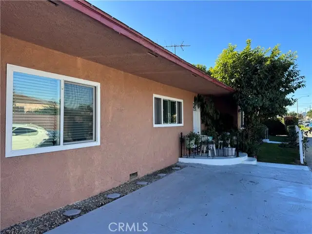 10406 San Carlos, South Gate, CA 90280 - #3