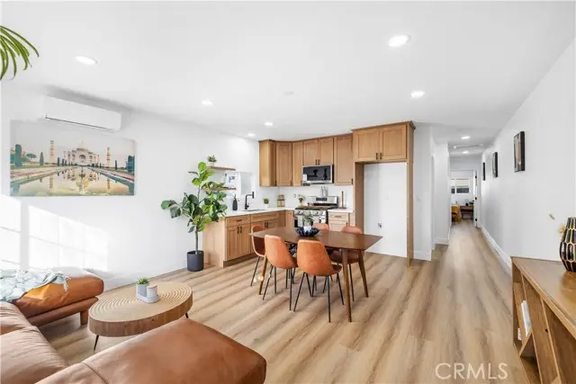 9008 Baring Cross, Los Angeles, CA 90044 - Image #2
