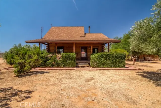 1676 Avalon, Yucca Valley, CA 92284 - #1