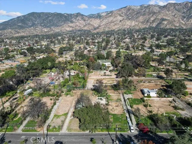 215 Calaveras, Altadena, CA 91001 - Image #2