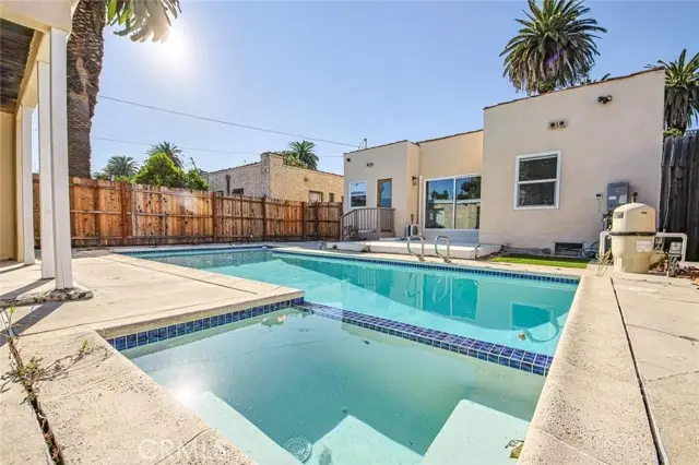 2306 Cloverdale, Los Angeles, CA 90016 - Image #2