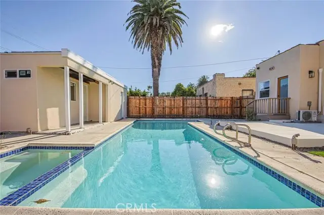 2306 Cloverdale, Los Angeles, CA 90016 - Image #3