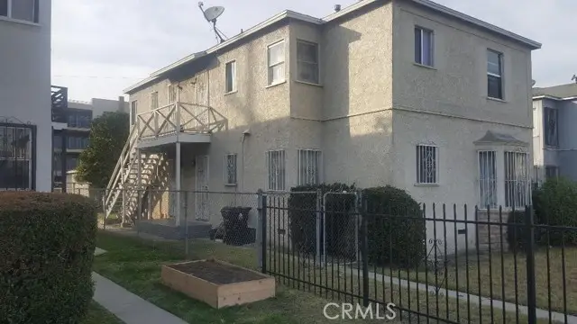 6143 Hobart Boulevard, Los Angeles, CA 90047 - #2