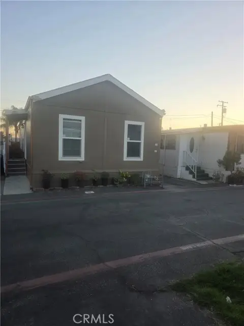 812 N Loren Avenue  #18, Azusa, CA 91702 - #1