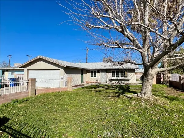 2111 Avenue Q1, Palmdale, CA 93550